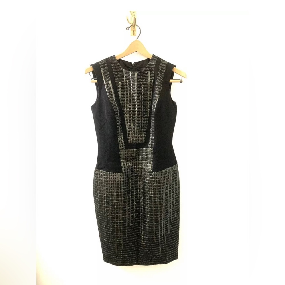 Carmen Marc Valvo Casual Dress black gold shiny sleeveless size 4